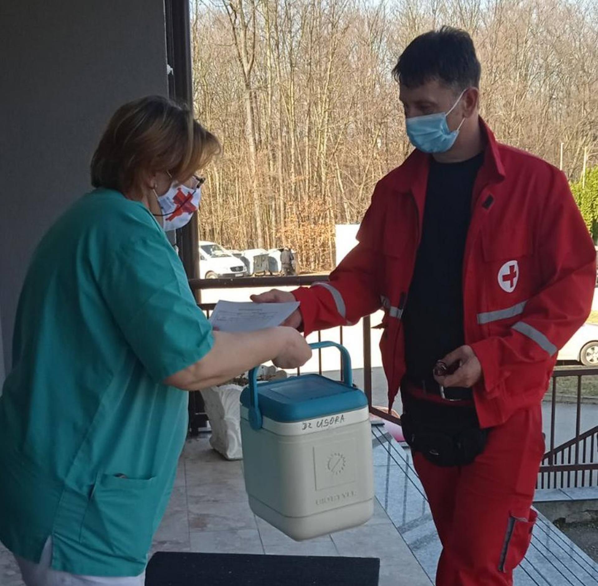 Prve količine vakcina protiv COVID-19 stigle u ZDK